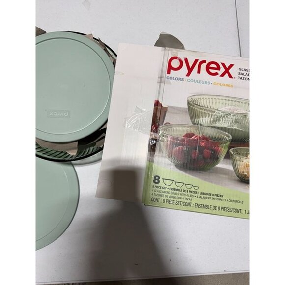 Pyrex Round Colored Glass Mixing Bowl With Lids 8 Piece Set - Picture 4 of 4